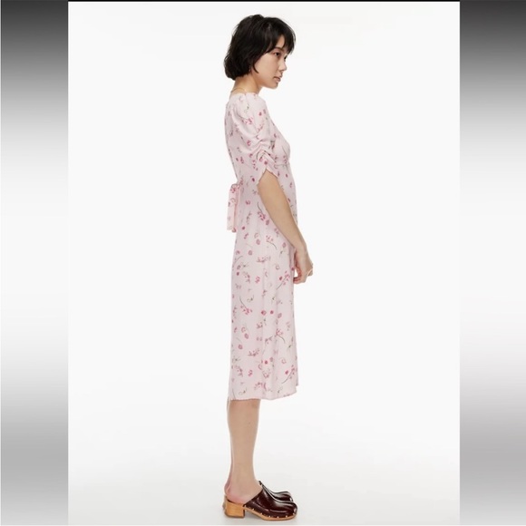 Aritzia Baudelaire dress - Picture 9 of 13